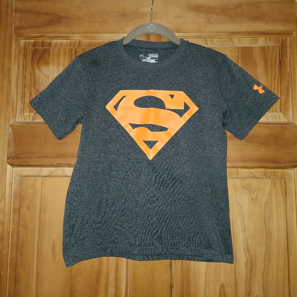 Boys Under Armour Loose Heatgear Gray/Orange Superman Short Sleeve T Shirt